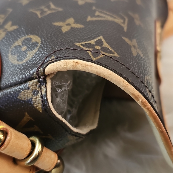 🔥🔥Good Condition 🔥 Authentic Louis Vuitton hudson pm - Picture 8 of 17